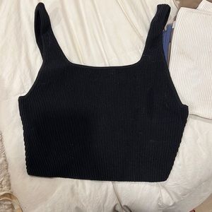 Black cropped knit ribbed tank